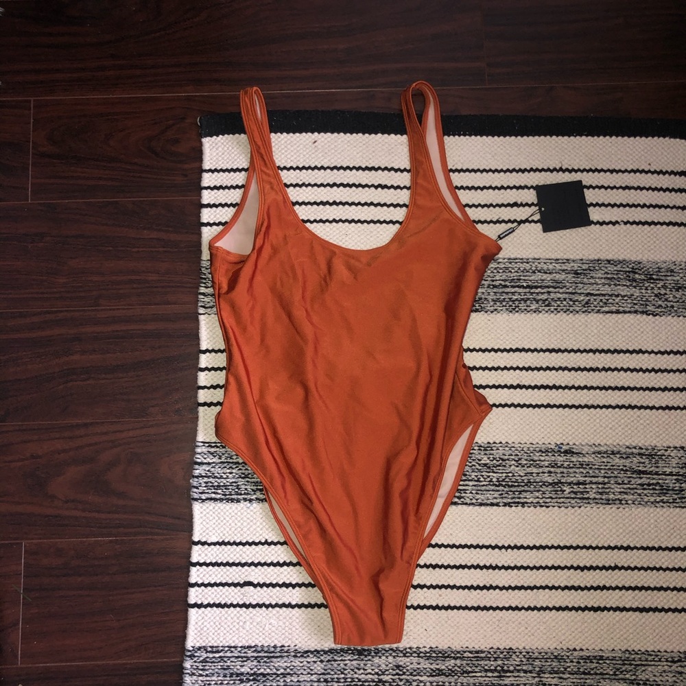 One piece bathing suit